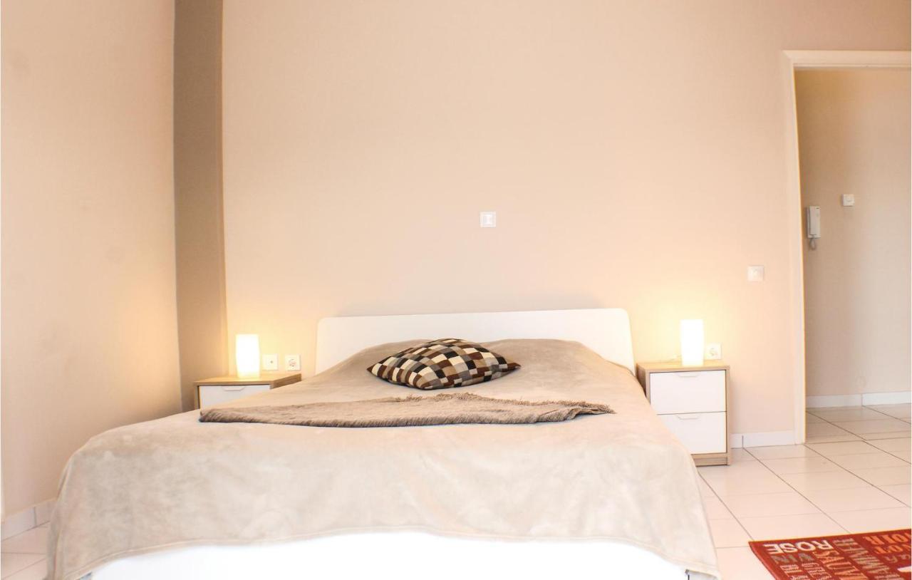 Amazing Home In Chalkida With Wifi Exterior photo